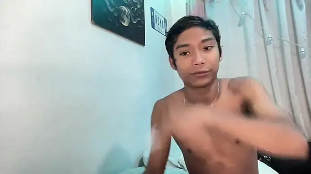 alejo cute online show from June 17, 2026, 1:21 pm