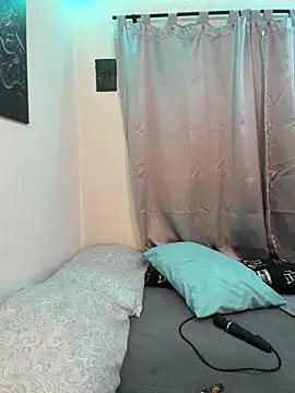 alejo cute online show from May 17, 2026, 7:36 pm