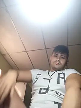 AlexisSpears  online show from September 20, 2025, 9:20 pm