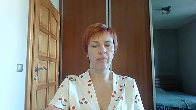 Snapshot of LoraLoraMay chatting on May 25, 2026, 12:37 pm LoraLoraMay online show from May 25, 2026, 12:37 pm
