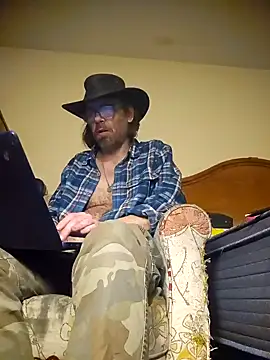 Snapshot of Geaux_Again chatting on January 10, 2025, 12:15 pm Geaux Again online show from January 10, 2025, 12:15 pm