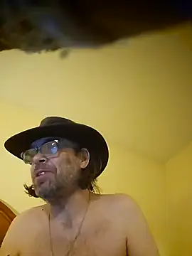 Snapshot of Geaux_Again chatting on December 19, 2024, 1:07 am Geaux Again online show from December 19, 2024, 1:07 am