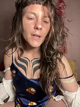 OniricFemme online show from April 20, 2026, 11:06 pm