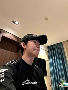 Snapshot of 1a1a1alll chatting on November 26, 2025, 3:12 pm 1a1a1alll online show from November 26, 2025, 3:12 pm