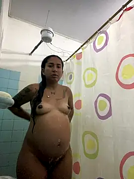 luna asss online show from October 25, 2025, 7:36 pm