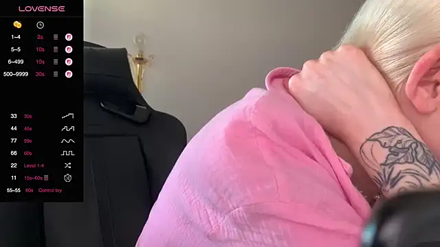 Snapshot of Sexy_Sweets chatting on September 11, 2025, 11:32 am Sexy Sweets online show from September 11, 2025, 11:32 am