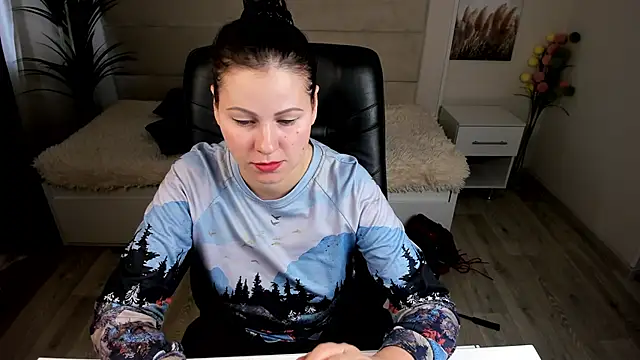 Dana  dom online show from February 24, 2025, 7:11 am