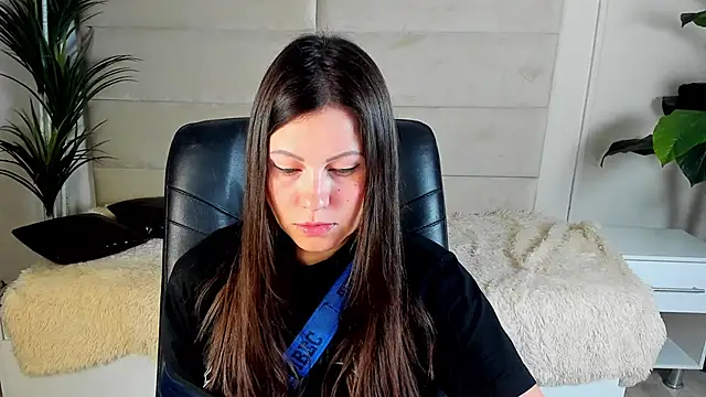 Dana  dom online show from November 17, 2025, 12:36 am