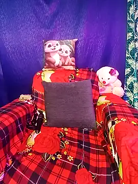 Snapshot of beauty_alina chatting on February 22, 2025, 11:03 pm beauty alina online show from February 22, 2025, 11:03 pm