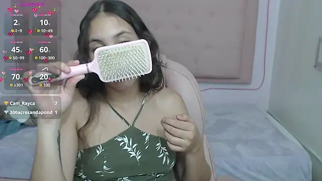 xlunna online show from March 19, 2025, 11:36 pm