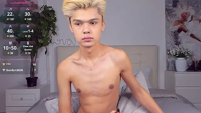 Felix Rey online show from March 5, 2025, 7:06 pm