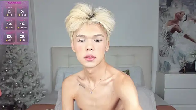 Snapshot of Felix_Rey chatting on January 15, 2026, 6:11 pm Felix Rey online show from January 15, 2026, 6:11 pm