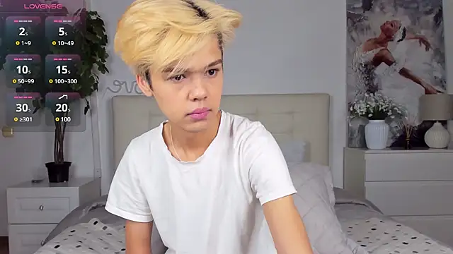 Felix Rey online show from March 20, 2025, 7:35 pm