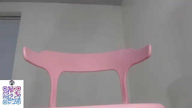 Kitty Mifl online show from February 1, 2026, 10:57 am