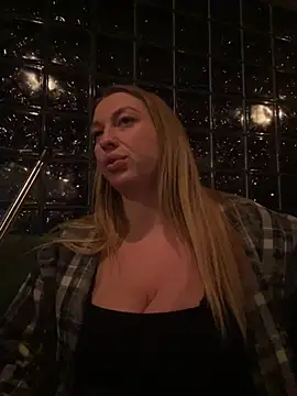 Sweet   Emily online show from February 9, 2026, 6:39 pm