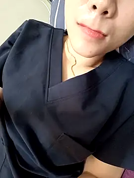 2 sex online show from April 9, 2026, 4:36 am