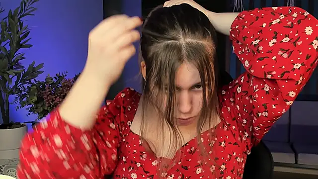 FioraMarmoris online show from October 12, 2025, 5:31 am