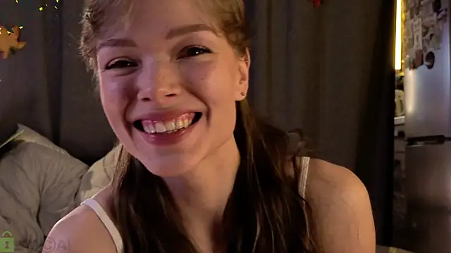 Snapshot of Eva_Natsumi chatting on November 9, 2025, 6:01 pm Eva Natsumi online show from November 9, 2025, 6:01 pm