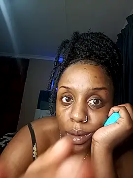 Queen-Chocolate online show from December 20, 2025, 10:23 pm