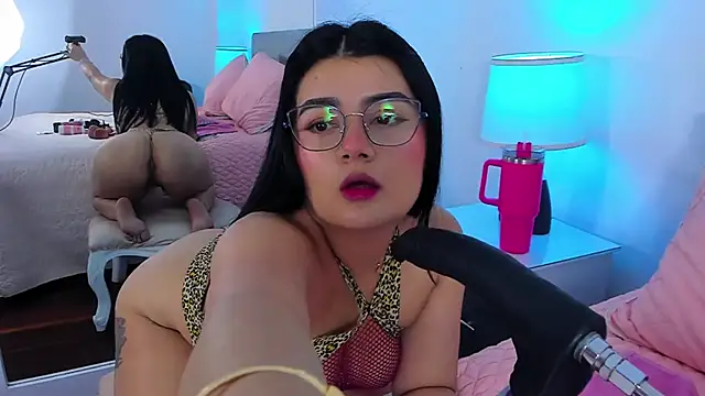 Snapshot of Samantha__Vega chatting on February 6, 2026, 8:16 pm Samantha Vega online show from February 6, 2026, 8:16 pm