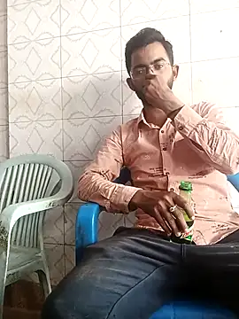 Snapshot of sagarghai07 chatting on September 13, 2025, 8:36 am sagarghai07 online show from September 13, 2025, 8:36 am