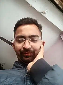 sagarghai07 online show from November 20, 2025, 10:27 am