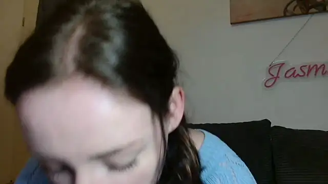 Jasmin-White online show from March 12, 2026, 6:45 pm