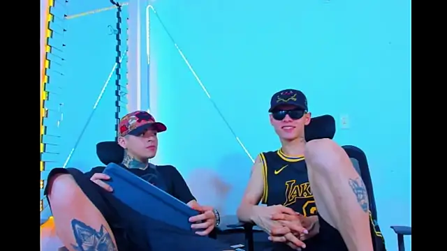 HOT boy2025 online show from September 10, 2025, 8:13 am