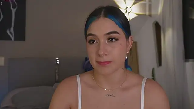 AnnyHizzle online show from December 19, 2025, 3:10 am