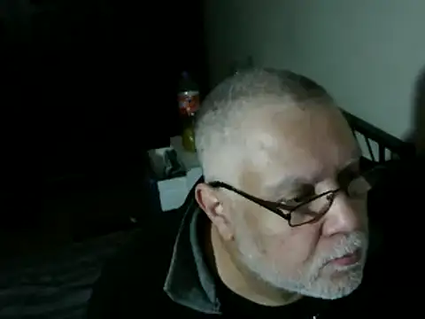 100Tauros online show from December 21, 2025, 4:30 pm