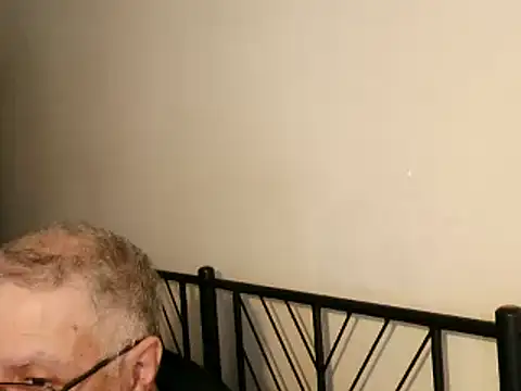 100Tauros online show from October 6, 2025, 9:54 am