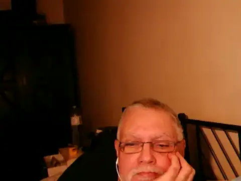 100Tauros online show from October 5, 2025, 9:49 pm