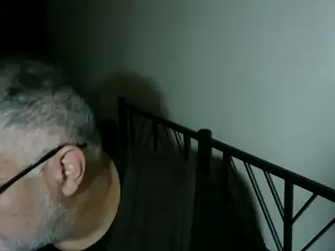 100Tauros online show from November 4, 2025, 10:24 pm