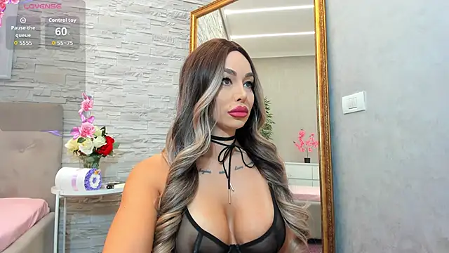 Snapshot of Alessa_Burns chatting on November 4, 2025, 6:39 am Alessa Burns online show from November 4, 2025, 6:39 am