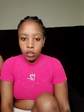 R-thequeen online show from December 2, 2025, 12:40 pm