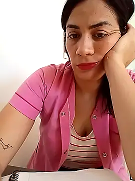 XGabrielaXX online show from January 28, 2025, 7:32 pm