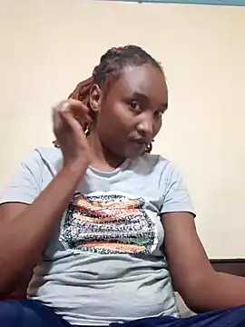 StacyGee24 online show from February 12, 2025, 10:03 am