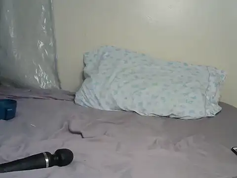 StacyGee24 online show from November 10, 2025, 2:44 pm