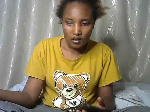 StacyGee24 online show from November 28, 2025, 5:24 pm