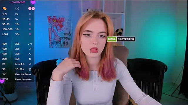 liana kisses online show from March 18, 2025, 7:44 pm