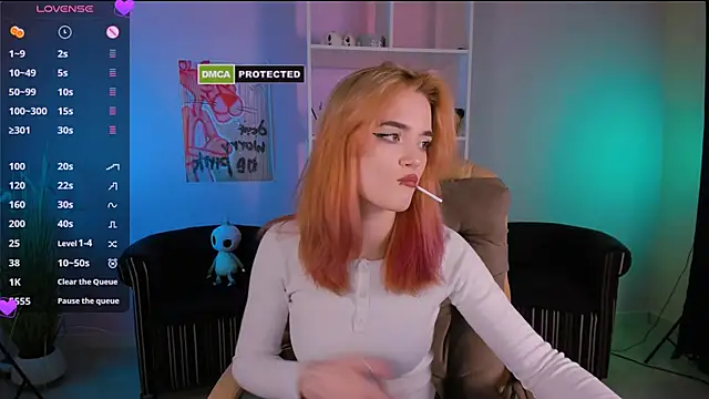 liana kisses online show from March 18, 2025, 10:48 pm