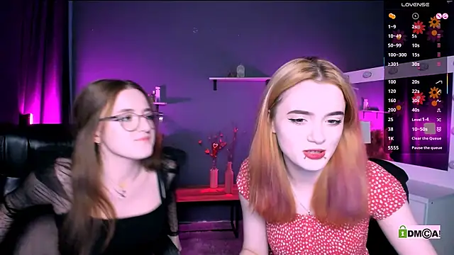 liana kisses online show from March 20, 2025, 8:19 pm