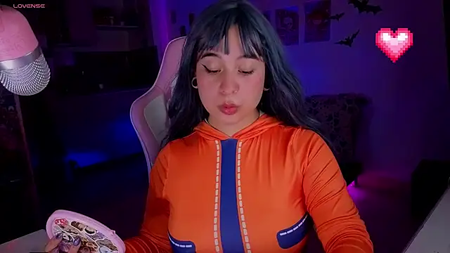 FernandaOrtegaaa online show from April 5, 2026, 12:06 am