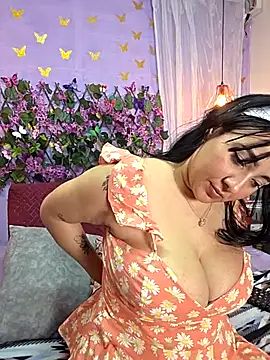 bigboobsrose1 online show from September 25, 2025, 11:11 pm