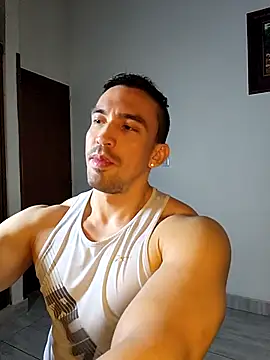 jhay-crux online show from December 3, 2025, 10:31 pm