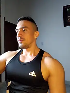 Snapshot of jhay-crux chatting on November 13, 2025, 10:24 pm jhay-crux online show from November 13, 2025, 10:24 pm