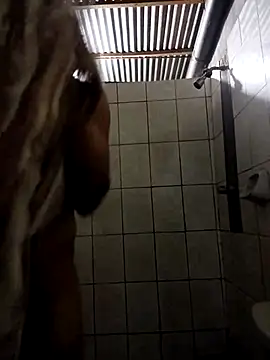 leyel00155 online show from September 25, 2025, 2:28 am