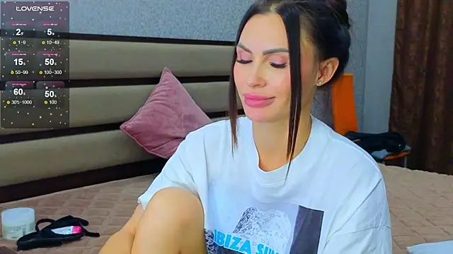 Snapshot of KimDavisBaby chatting on October 12, 2025, 1:45 pm KimDavisBaby online show from October 12, 2025, 1:45 pm