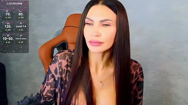 Snapshot of KimDavisBaby chatting on October 6, 2025, 4:24 am KimDavisBaby online show from October 6, 2025, 4:24 am