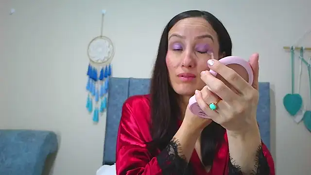 IberianMoonMK online show from November 7, 2025, 1:37 pm